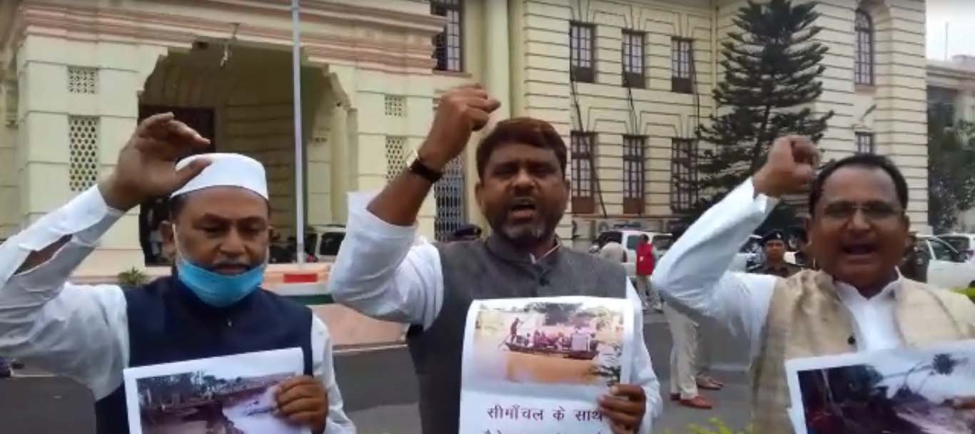 एमआईएम ने सीमांचल के विकास का नारा किया बुलंद, तेजस्वी का सरकार पर हमला