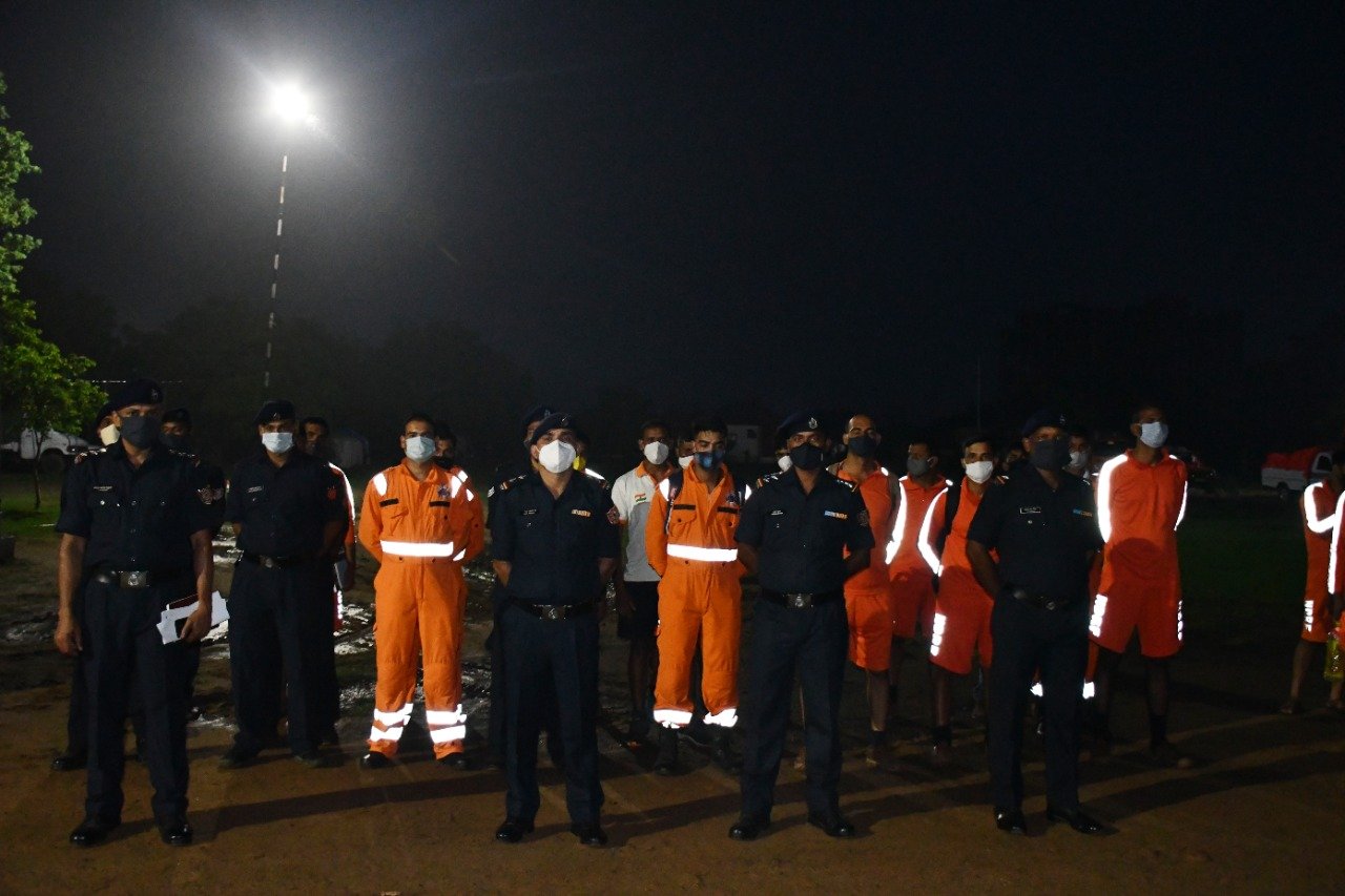 बिहार पर मंडराया बाढ़ का ख़तरा, एनडीआरएफ़ की टीम तैनात