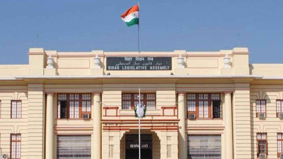 छपी-अनछपीः स्पीकर सिन्हा साहब इस कूचे से कैसे निकलेंगे? पीएमसीएच से मरीज भगा रहे इंटर्न