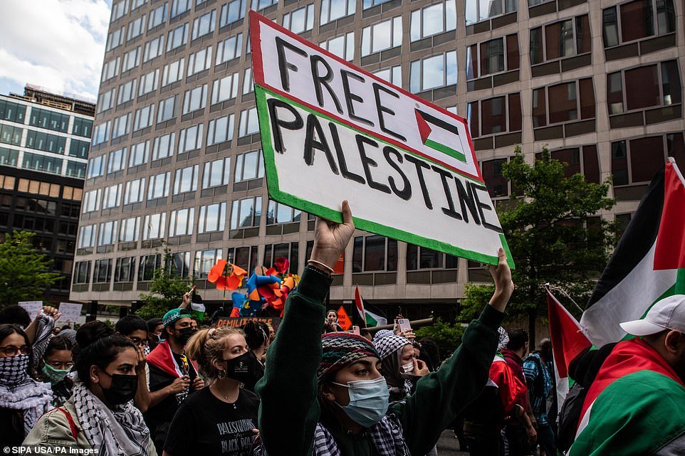 छ्पी-अनछ्पी: फ़लस्तीन को मदद जारी रखेगा भारत, बीजेपी से संबंध पर नीतीश को देनी पड़ी सफाई