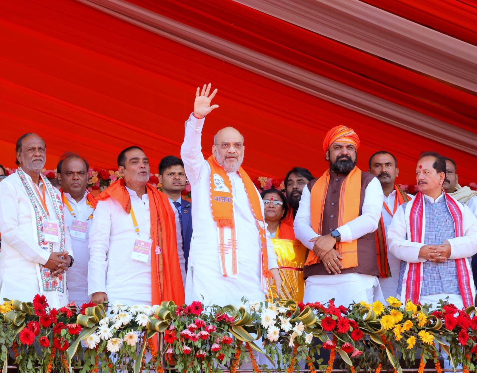 छ्पी-अनछ्पी: नीतीश के लिए खुले दरवाज़े पर कुछ नहीं बोले शाह, इलेक्शन कमिश्नर गोयल का इस्तीफा