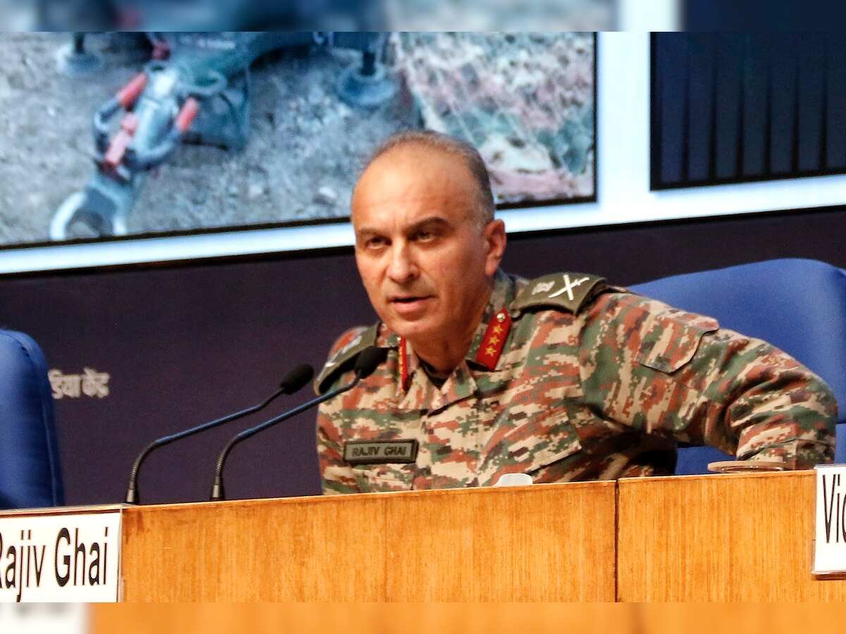 छ्पी-अनछपी: भारत-पाक के डीजीएमओ आज करेंगे बात, जस्टिस गवई बोले- संविधान सबसे ऊपर