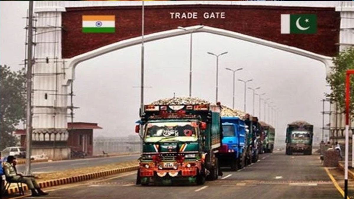 छ्पी-अनछपी: पाकिस्तान से व्यापार बंद, डिफेंस सर्विस का इंजीनियर घूस लेते गिरफ्तार