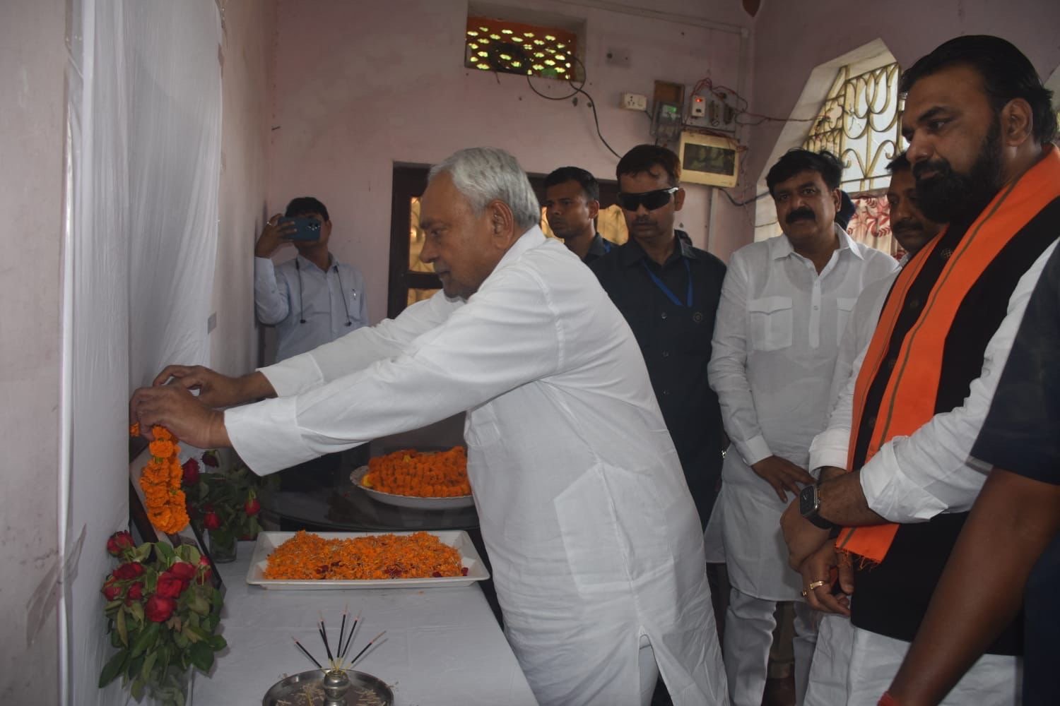 छ्पी-अनछपी: देश के लिए जान देने वाले इम्तियाज को सरकार का सम्मान, ट्रंप का कश्मीर प्रस्ताव खारिज