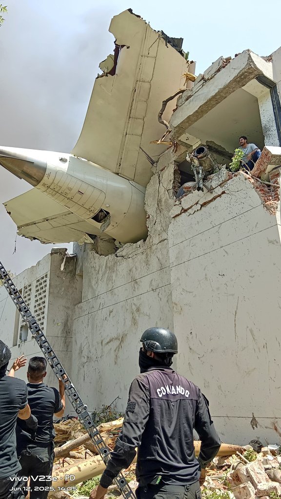 छ्पी-अनछपी: अहमदाबाद प्लेन क्रैश में 265 की मौत,  पंचायत प्रतिनिधियों का भत्ता डेढ़ गुना