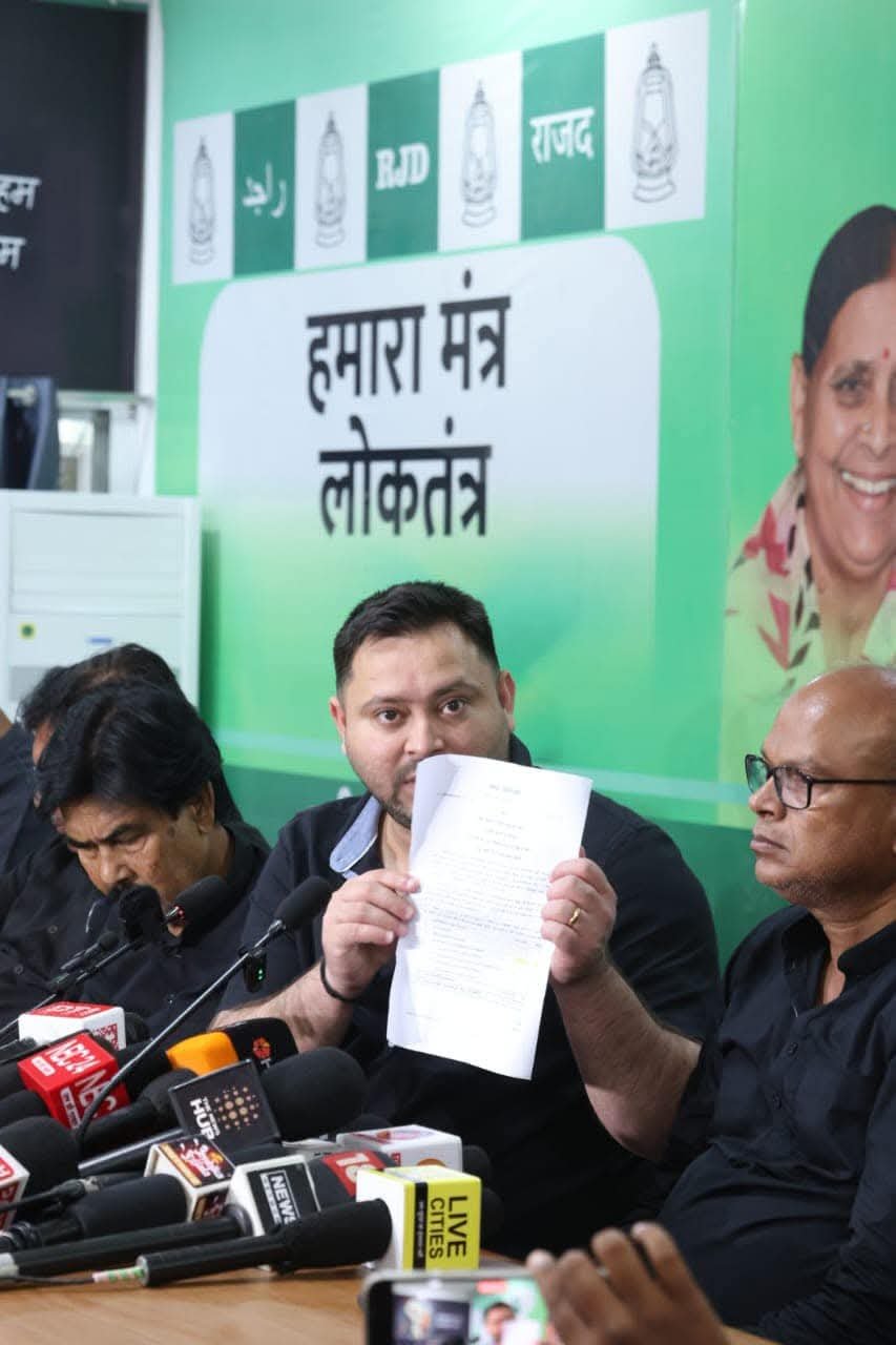 छ्पी-अनछपी: वोटर लिस्ट के मुद्दे पर इलेक्शन बायकॉट होगा? जदयू सांसद ने चुनाव आयोग पर सवाल उठाया