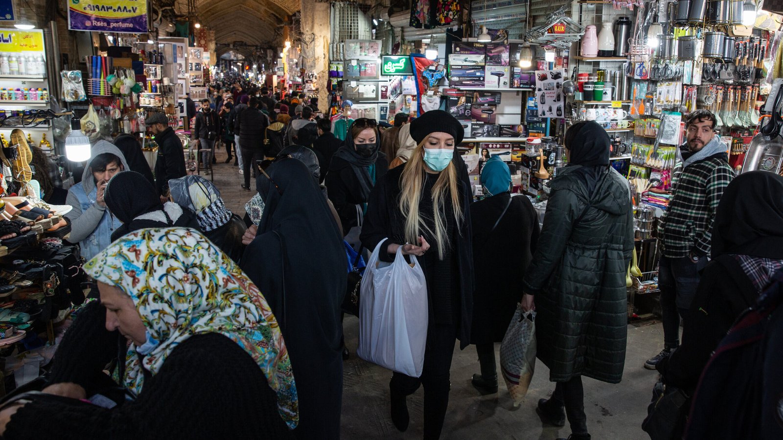 छपी-अनछपी: बिहटा में 55 लाख का मुआवजा घोटाला, ईरान में आर्थिक संकट- झड़प