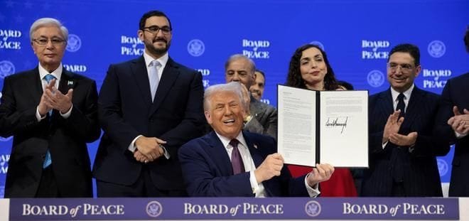 छ्पी-अनछपी: ट्रंप के ‘ग़ज़ा बोर्ड ऑफ पीस’ में भारत नहीं, झारखंड में ‘15 नक्सली ढेर’