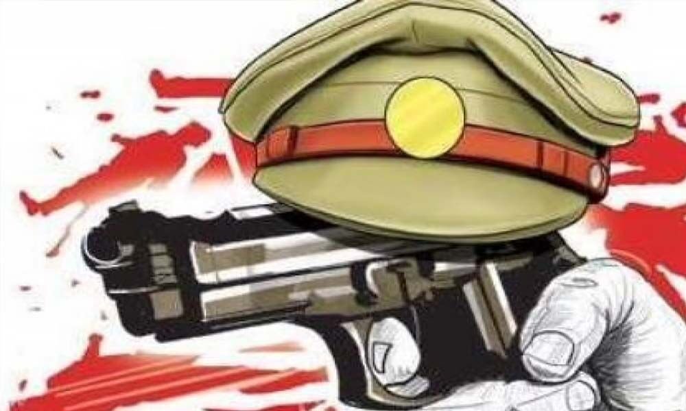 छ्पी-अनछपी: 300 किलो सोना लूट के आरोपी का एनकाउंटर, पाकिस्तान में मस्जिद पर हमले में 31 मरे