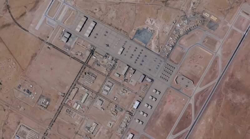 छ्पी-अनछपी: अमेरिकी बेस पर हमले से कई फौजी ज़ख्मी, सिपाही निकला स्मैक डीलर