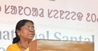 छ्पी-अनछपी: राष्ट्रपति भी सियासी बयानबाजी में, ईरान बोला- सरेंडर का सपना कब्र लेकर जाएं ट्रंप छ्पी-अनछपी: राष्ट्रपति भी सियासी बयानबाजी में, ईरान बोला- सरेंडर का सपना कब्र लेकर जाएं ट्रंप