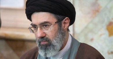 छ्पी-अनछपी: ईरान बोला- शहीदों का बदला लेंगे, रसोई गैस के लिए कतार-जाम